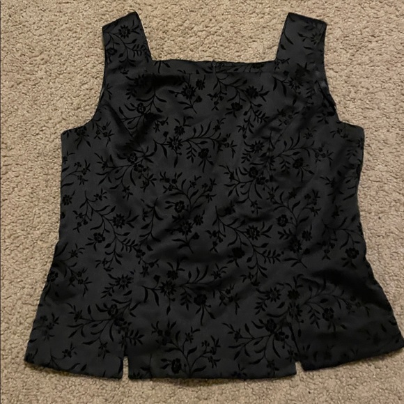 Donna Ricco Tops - Donna Ricco Black Floral Sleeveless Top